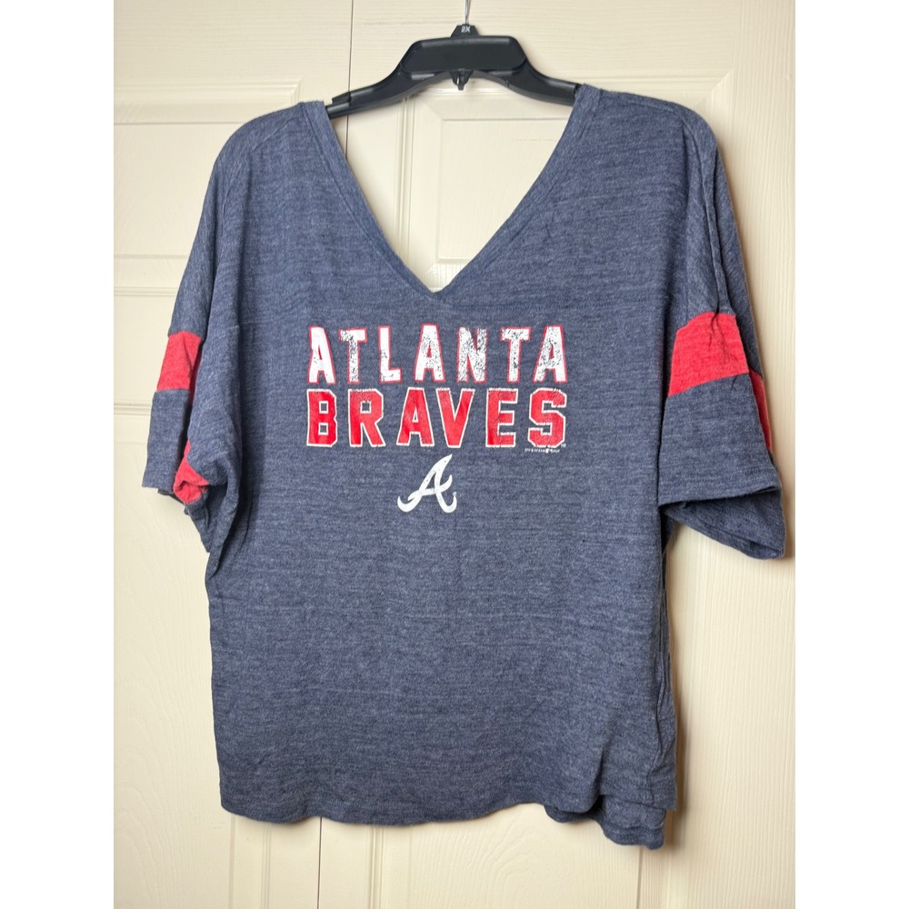 New Era‎ Atlanta Braves MLB V-Neck Graphic T-Shirt Navy Blue Women 1X Oversized